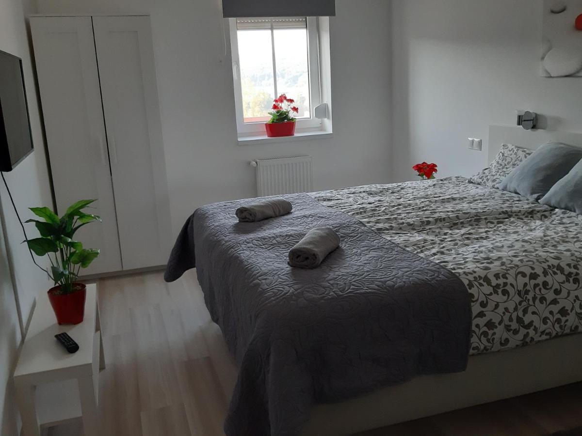 Szalok Spa Apartman เอ็กแกร์ซาโลก ภายนอก รูปภาพ